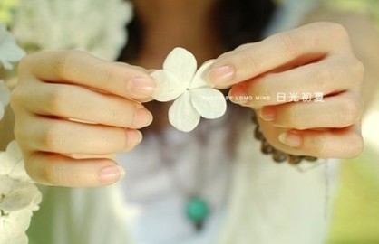 QQ心情说说：你说我是你的命，可当分手时你也没死